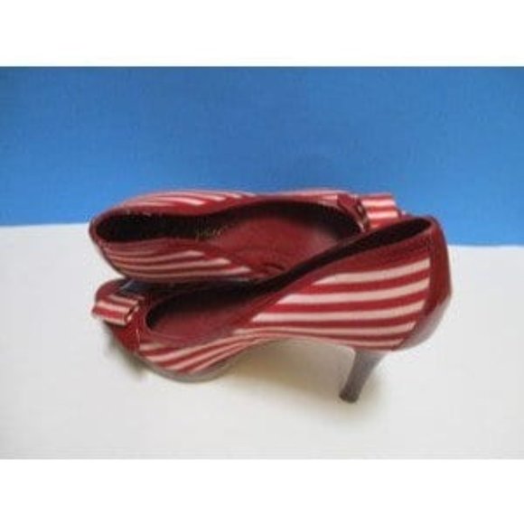 *Sergio Zelcer Vintage Red and White Striped Fabric Patent Peep Toe Pumps - Picture 4 of 10